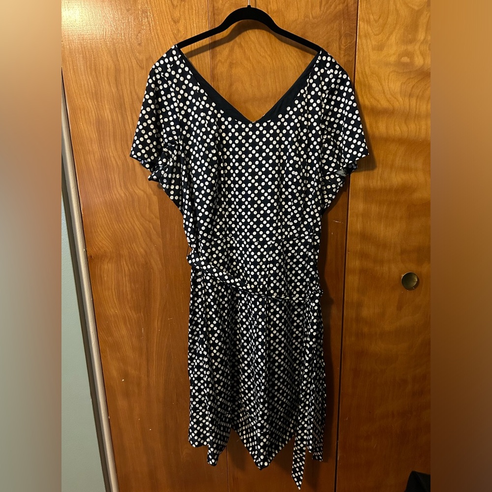 Lands’ End Navy & White dot pattern plus size dress with pockets
